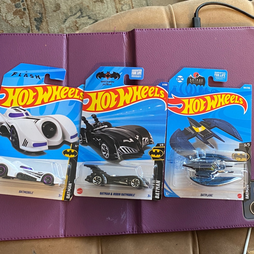Mattel Hot Wheels White and Purple Batmobile